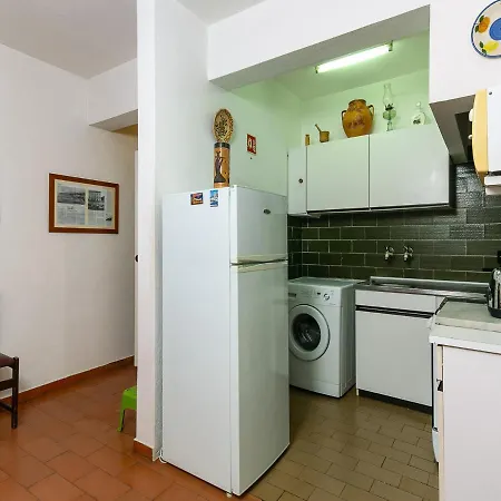 A06 - Seaview 1 Bed Appartement *